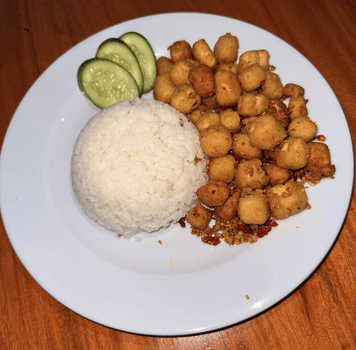 Nasi Tahu cabe garam rp.10.000
