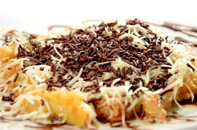 pisang goreng + keju meses rp.8000